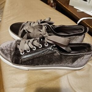 Not Rated Janet Sneaker - Women's, Brown size 8 M